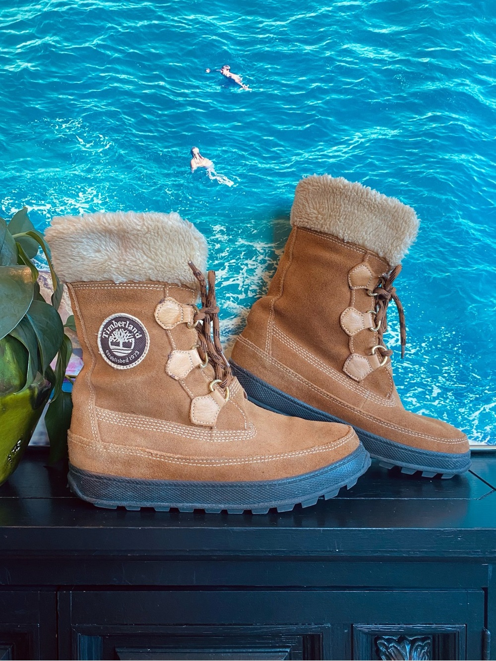 Timberland Women’s Tan Suede Shearling-Lined Lace-Up Winter Boots in Size 8.5M